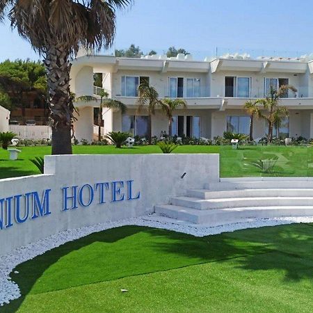 Jonium Hotel - Amazing Sea View And Swimming Pool Пулзано Екстериор снимка