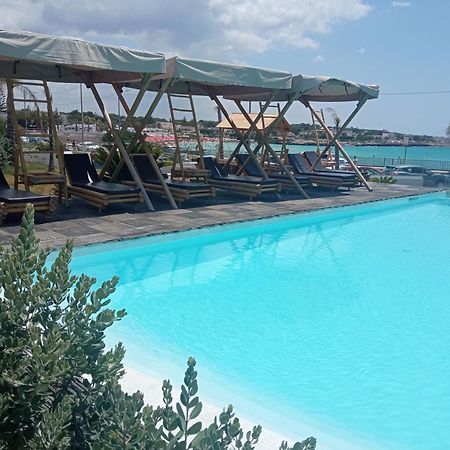 Jonium Hotel - Amazing Sea View And Swimming Pool Пулзано Екстериор снимка