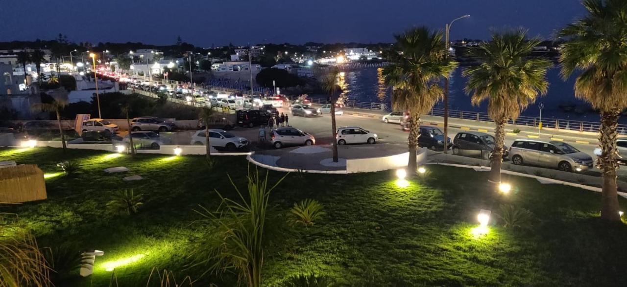 Jonium Hotel - Amazing Sea View And Swimming Pool Пулзано Екстериор снимка